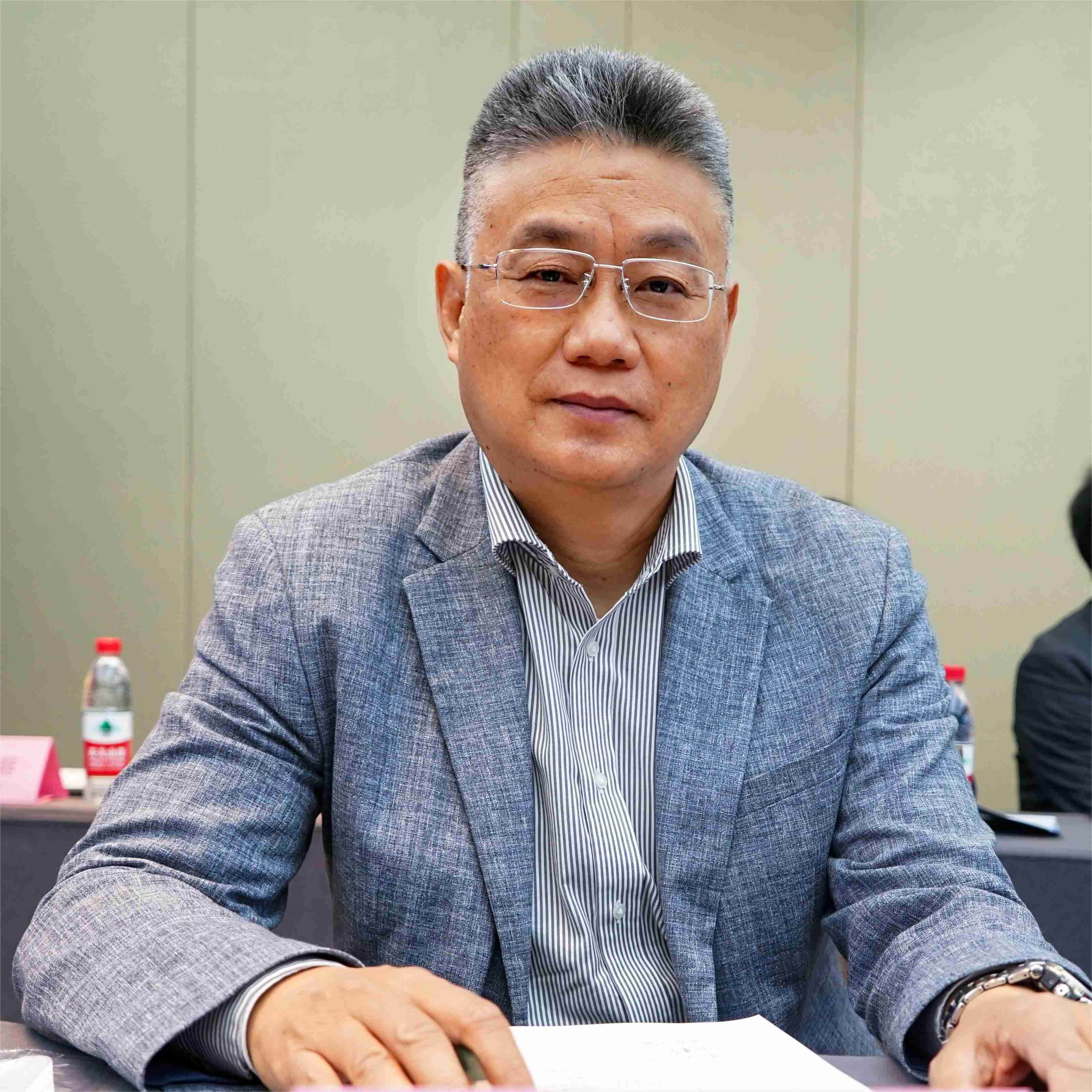 1683169120574176.jpg 1683169120574176.jpg