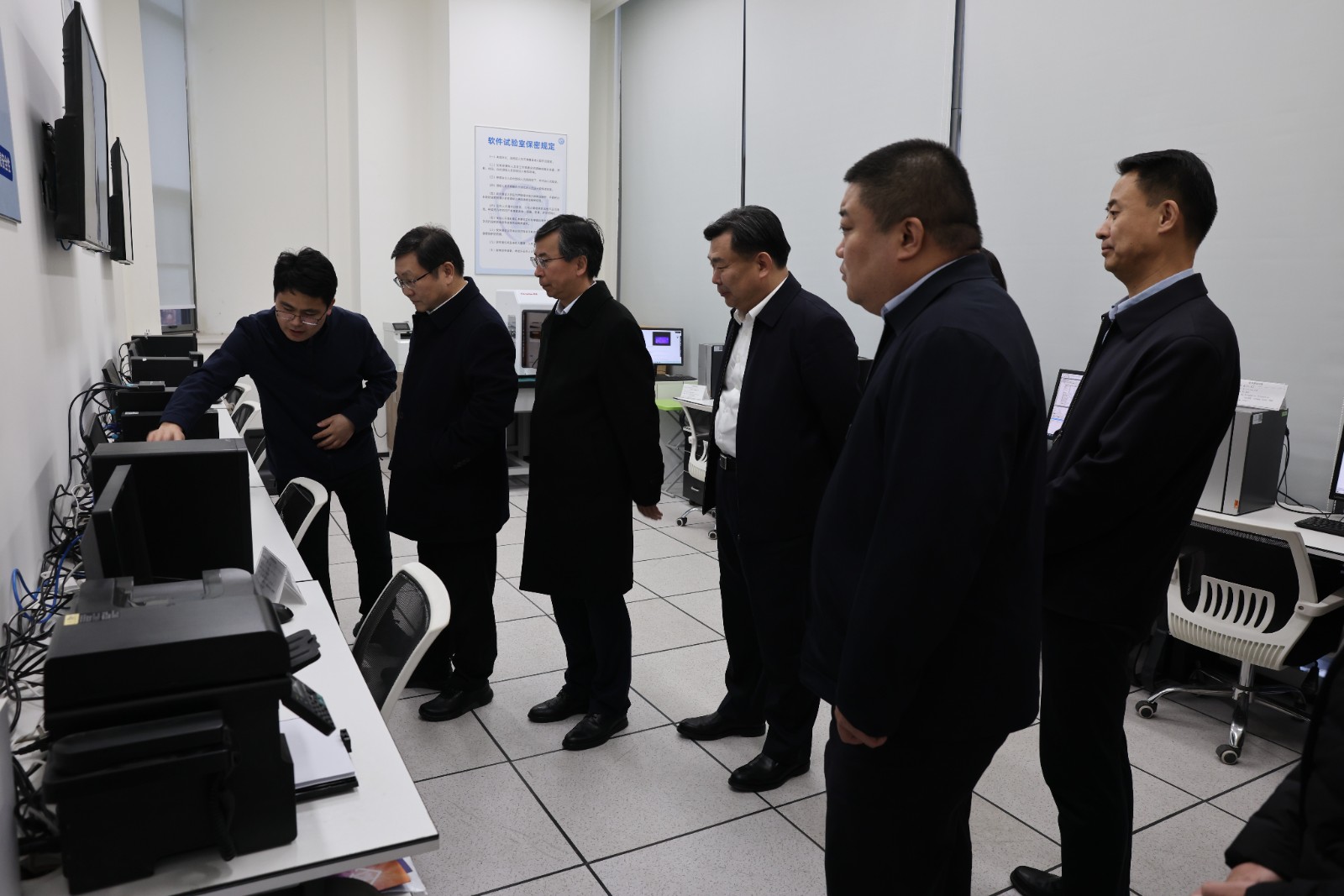 1741761882652809.jpg 1741761882652809.jpg